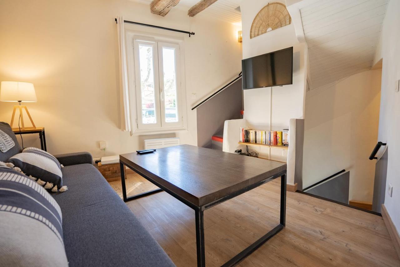 Petite Maison De Charme Au Coeur Du Centre Ville Apt Ngoại thất bức ảnh